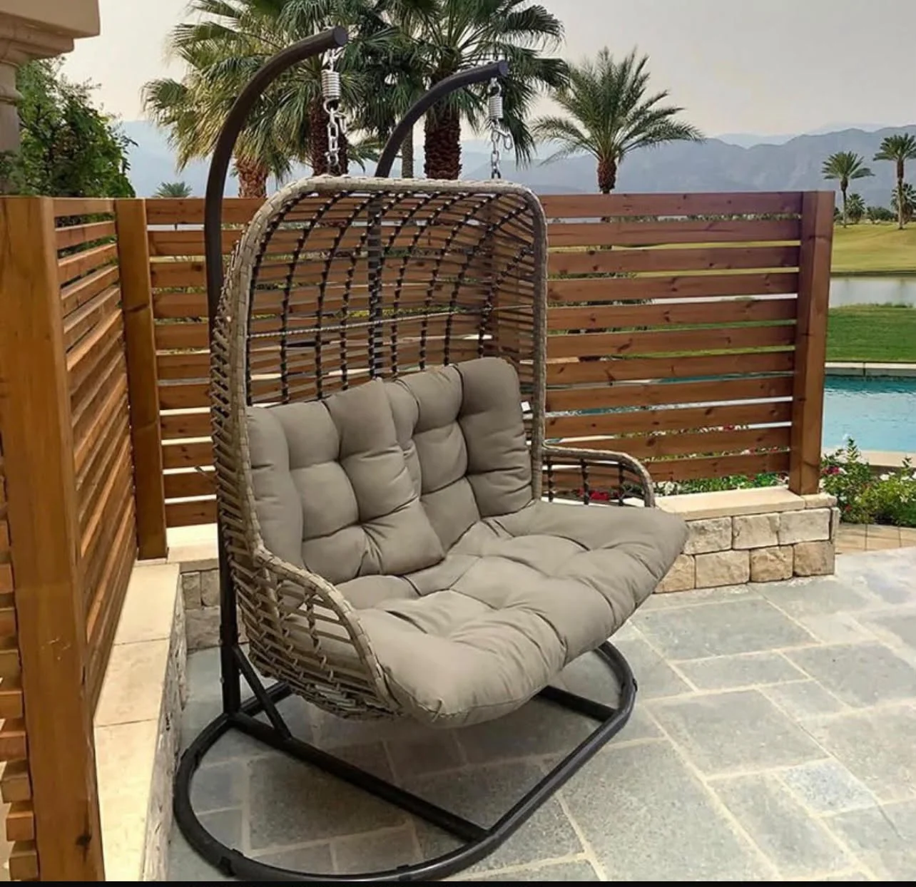 Hanging pod chair — Furniture reference 1