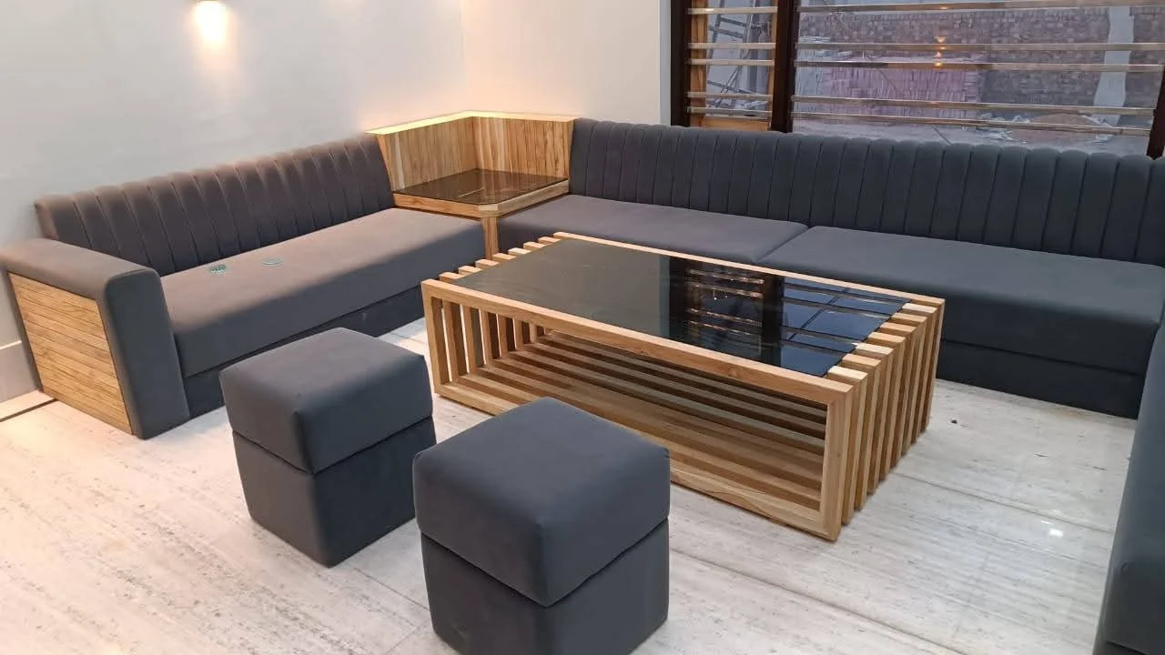 Covered patio corner set — Furniture reference 1