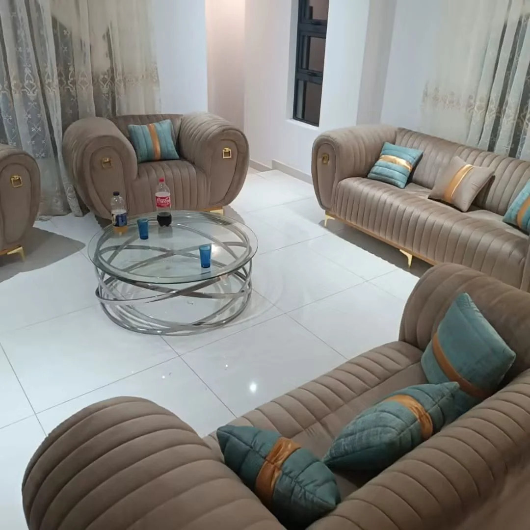 Habibi lounge sofa — Taupe finish · seating collection