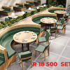 Cozy Café Booth Seating for Relaxed Dining & Socializing