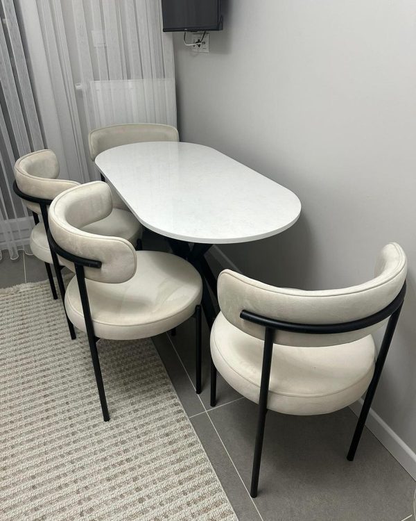 Wooden round or Oval dining table with chairs - Boston