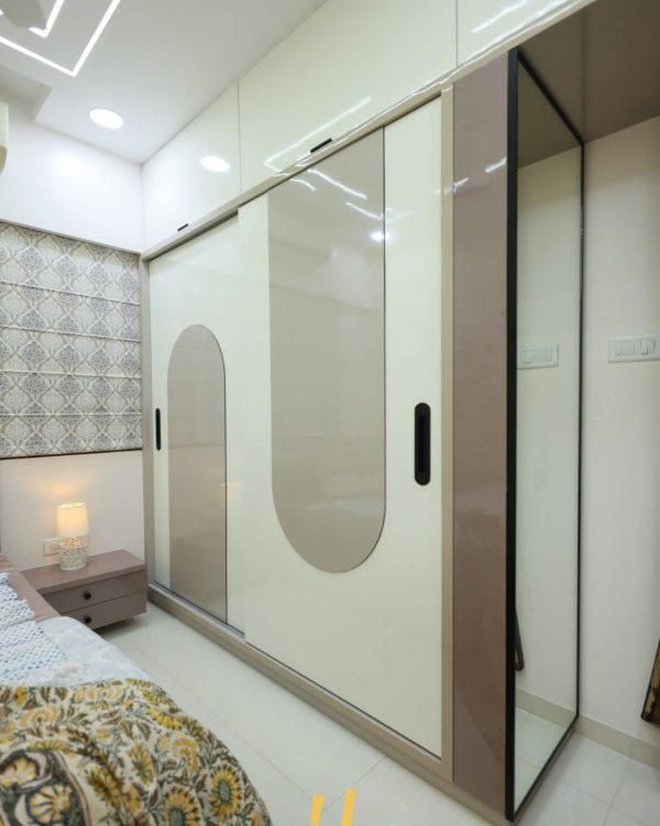 Sliding Door Wardrobe with Mirror & Gloss Finish