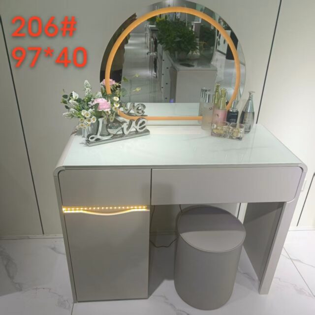 Manual Review Ready-Made Product 300508