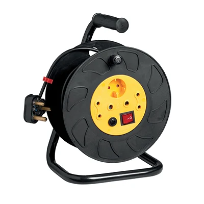 Radiant RE334BY Plastic Reeler 2x10A 1xSchuko Switch+O/L 20m 10A Cable · Black/Yellow