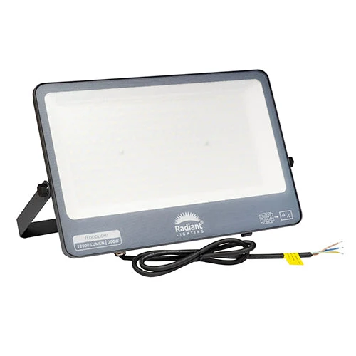 Radiant RFS64 Contractor LED Floodlight 200W