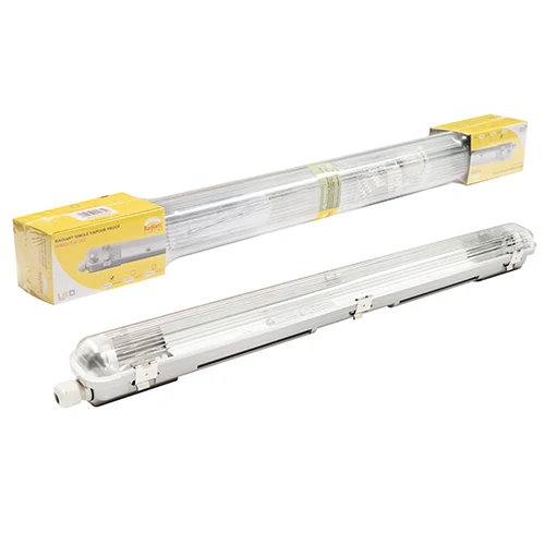 Radiant RPR258 2FT Single Vapour Proof wired for LED T8 1x9w 680mm